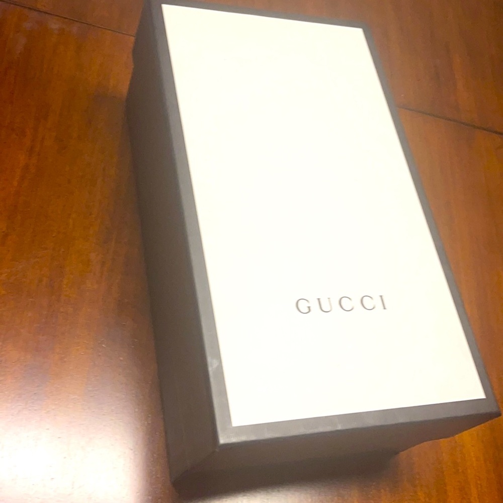 Gucci shoe box